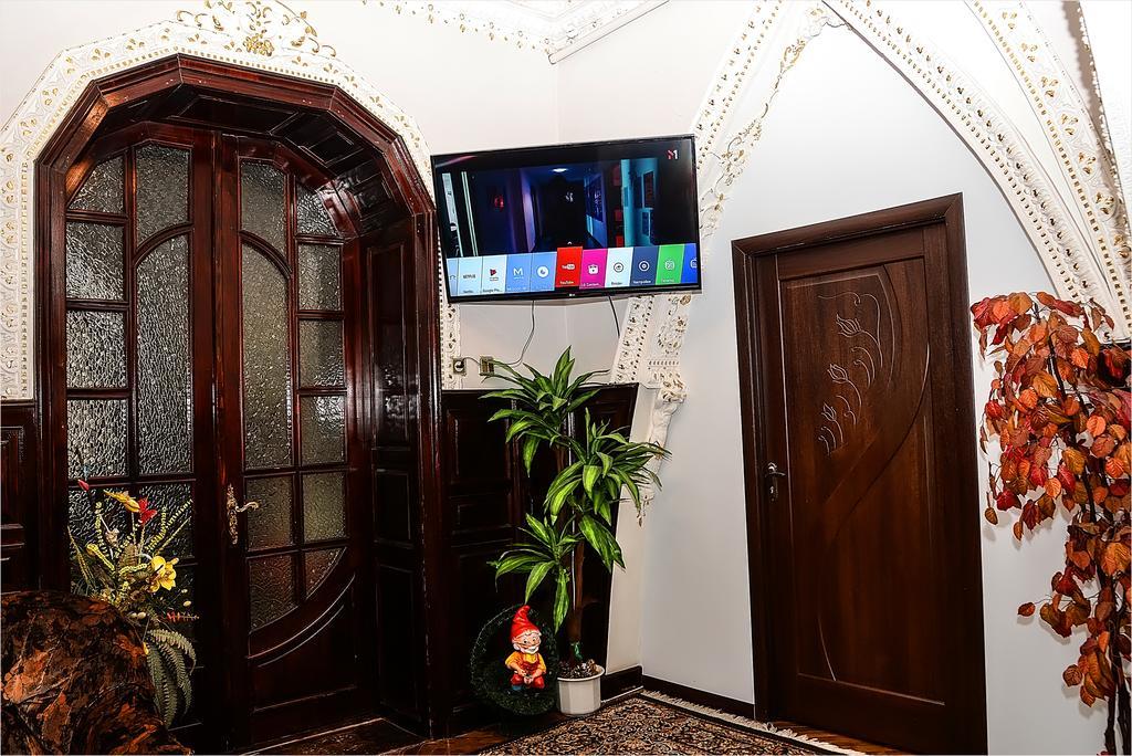 Vip-Apartments Angel Palas Czernowitz Exterior foto